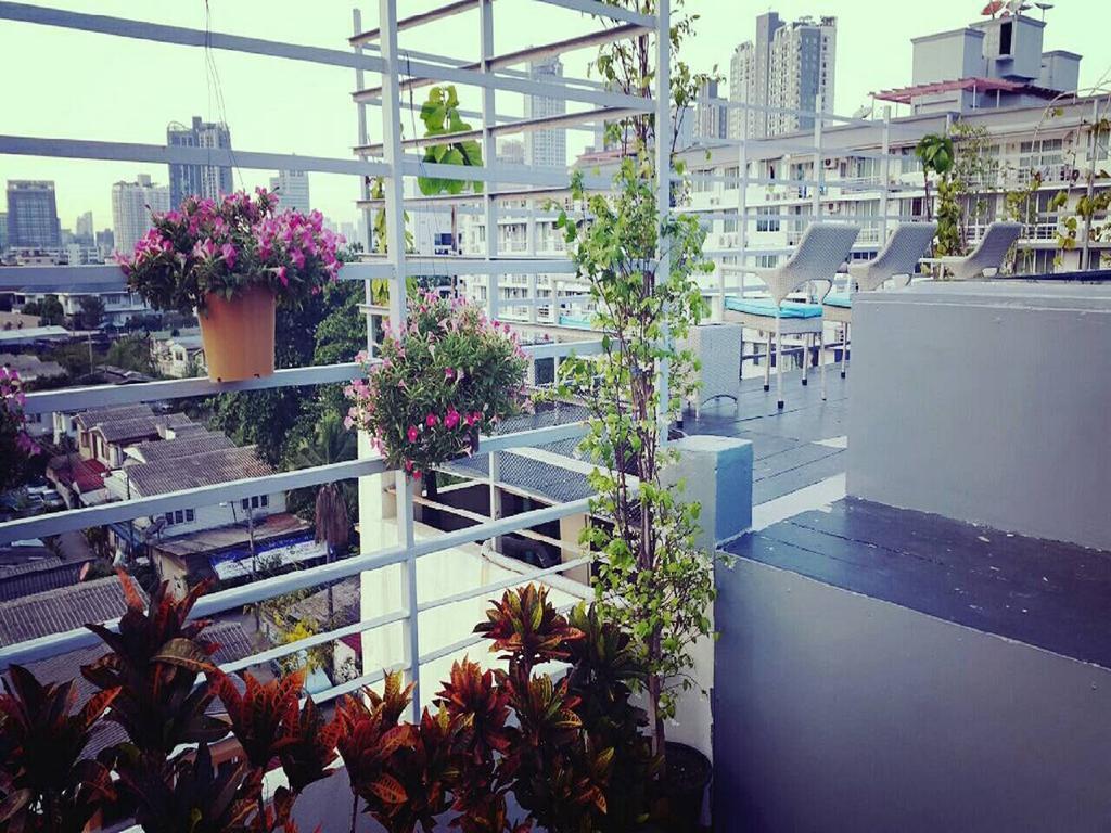 The City At Fifty Bangkok Exteriör bild